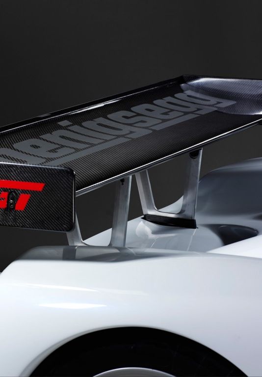 Koenigsegg CCGT Wing