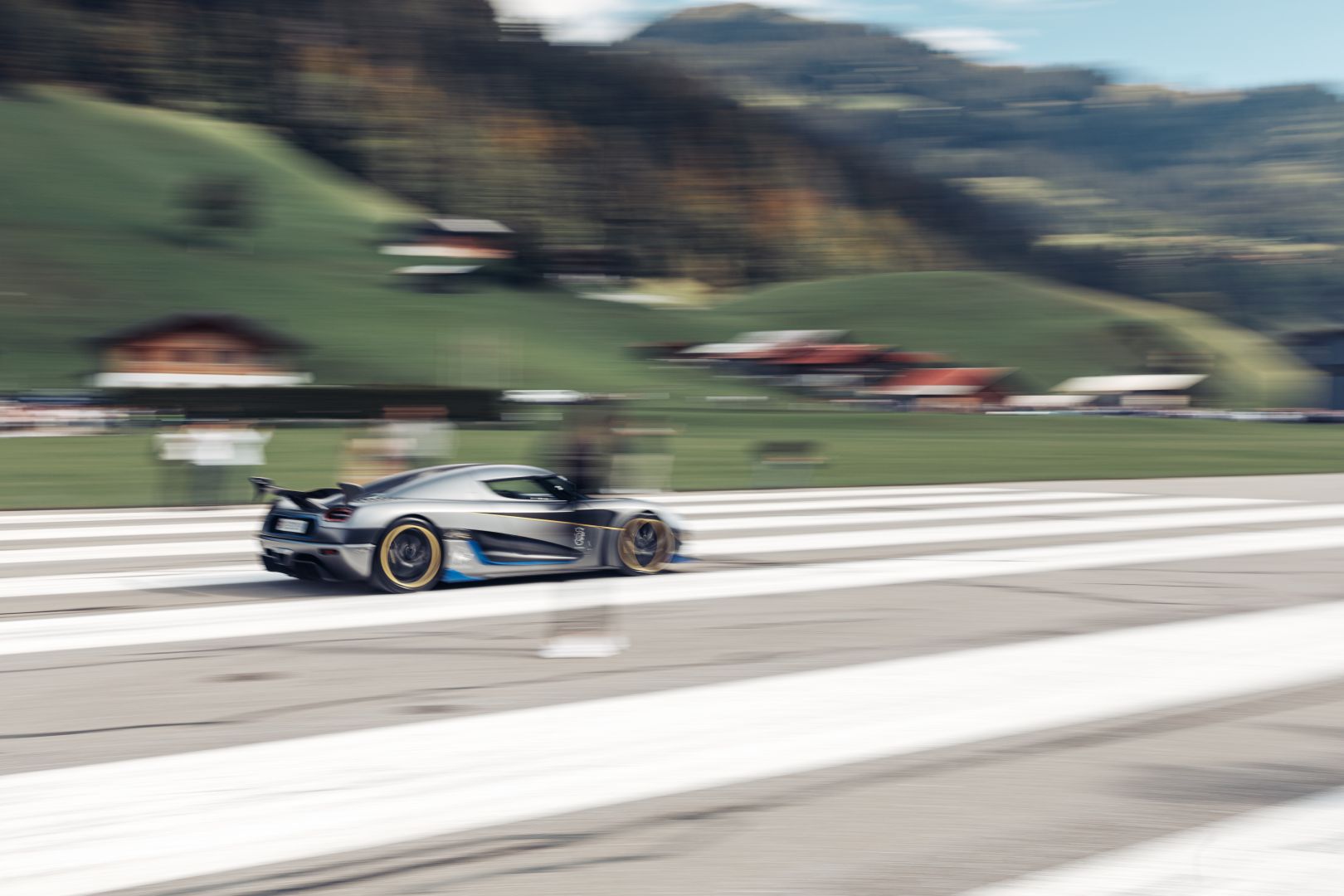 Agera on the track