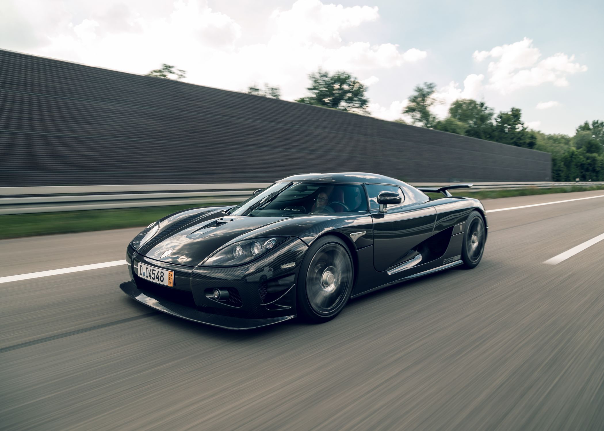 Konixページです。 2009 Koenigsegg CCX - Photos Exterior | CarBuzz