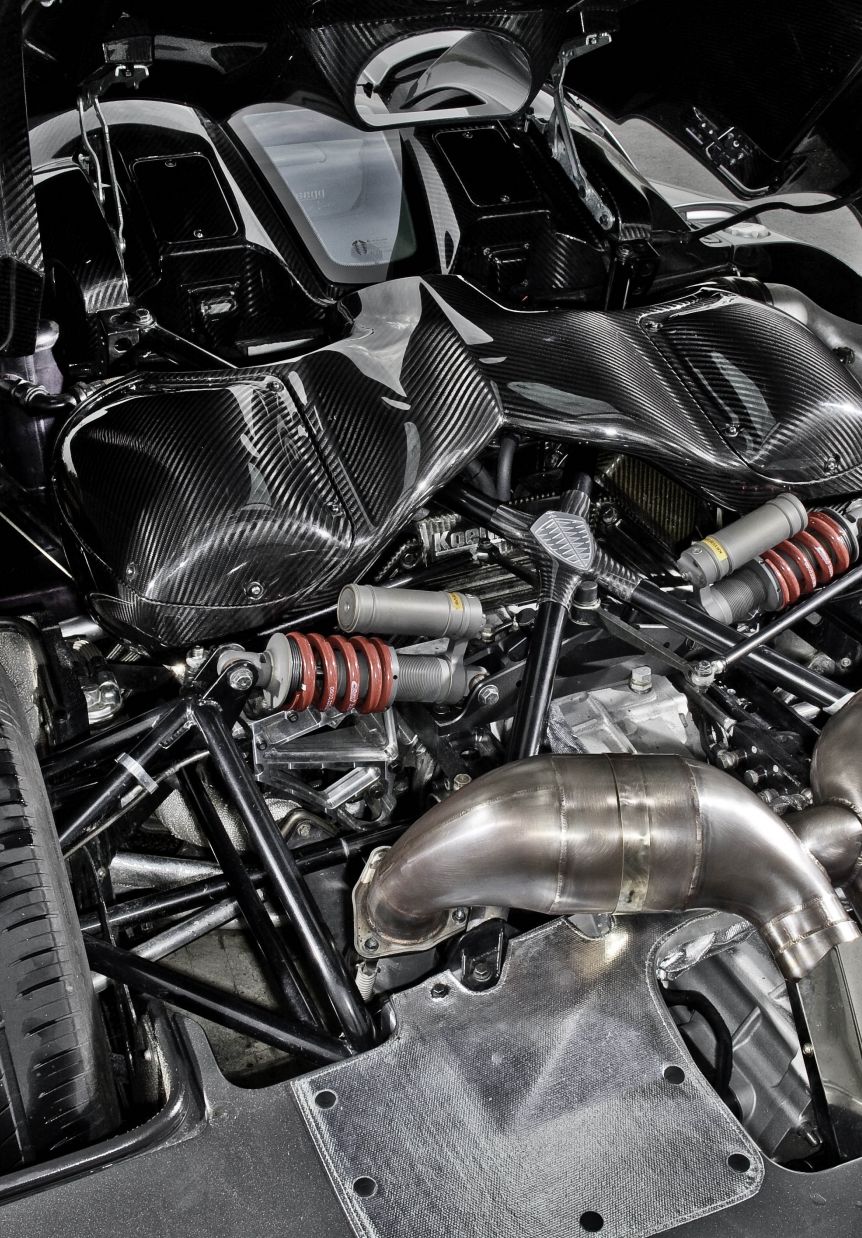 Agera engine